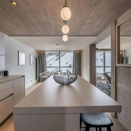 Superbe Centre Station - 8 Pers. Apartment